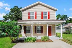 featured image of 1571 N Whitney St