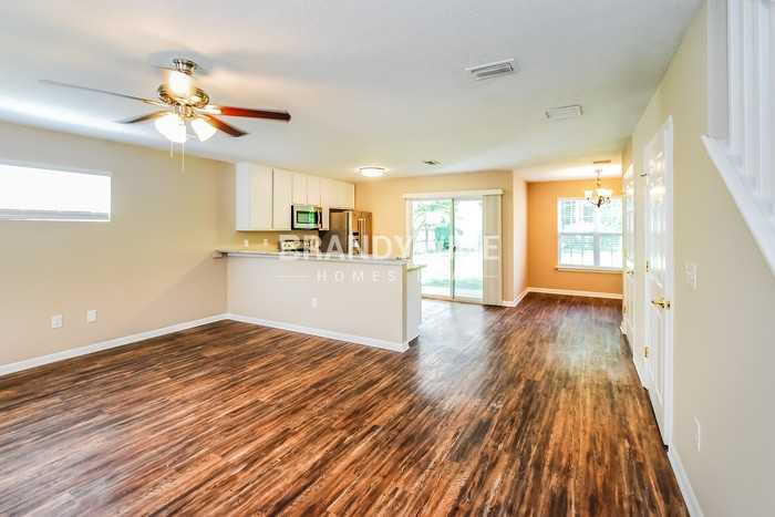 1571 N Whitney St - Photo 5 of 20