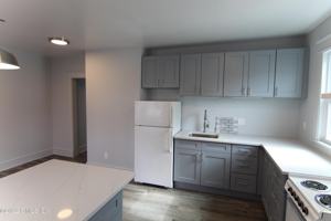 featured image of 434 E Putnam Ave #2L