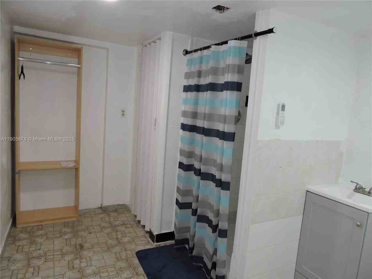 5451 W 10th Ave #5 - Photo 5 of 26