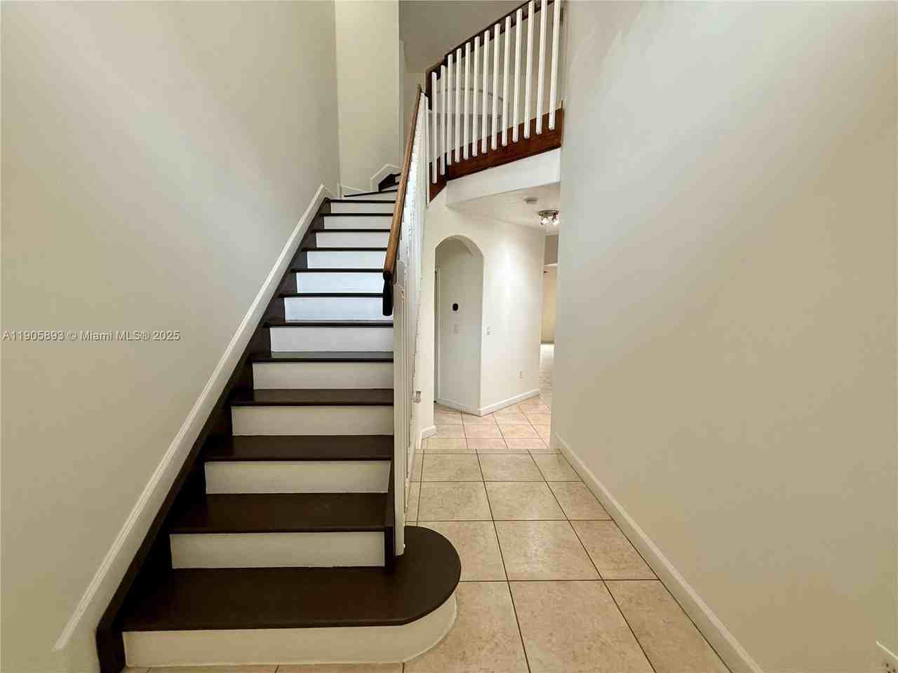 14047 Southwest 155th Street - Photo 2 of 23