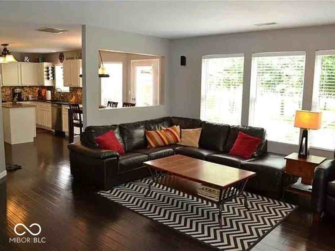 12906 Pleasant View Ln - Photo 5 of 9