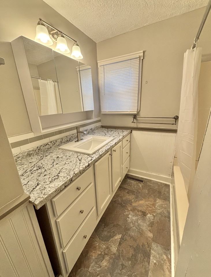 2260 East Grand River Avenue - Photo 7 of 10