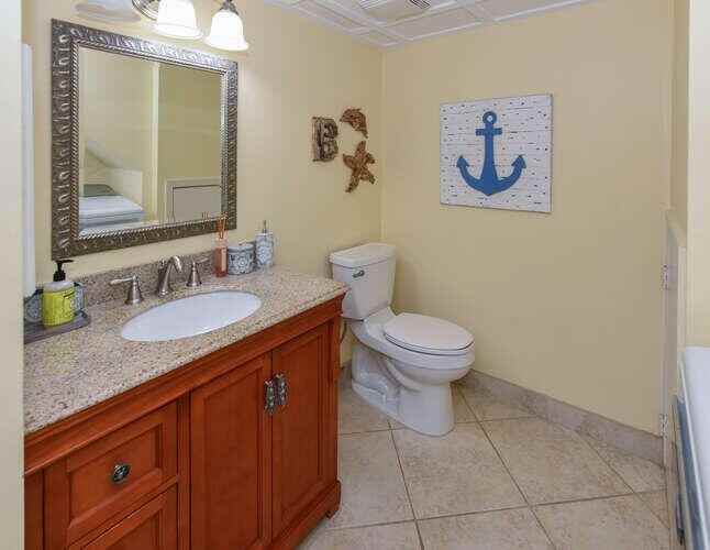 11 Atrium Cir #D - Photo 7 of 28