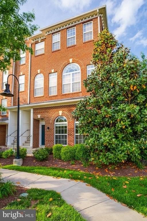 15426 Rosemont Manor Dr - Photo 3 of 35