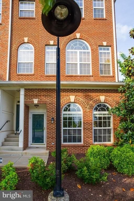 15426 Rosemont Manor Dr - Photo 4 of 35