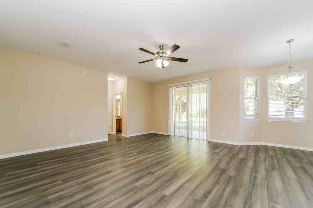 731 E Red House Branch Rd - Photo 4 of 17
