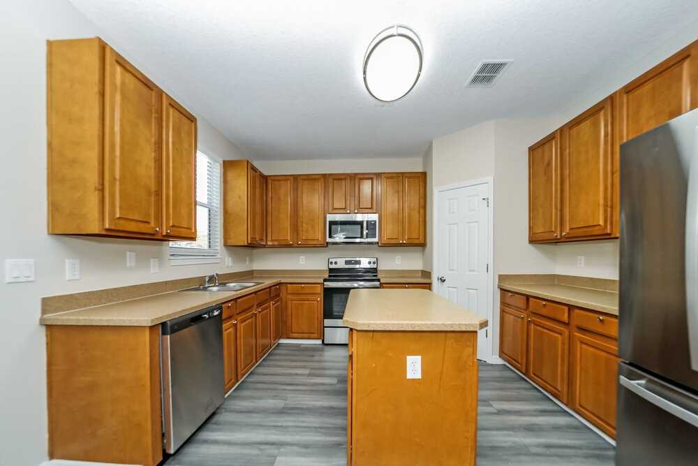 731 E Red House Branch Rd - Photo 6 of 17