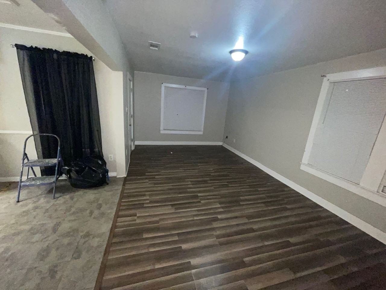 4236 Delaware St - Photo 4 of 32