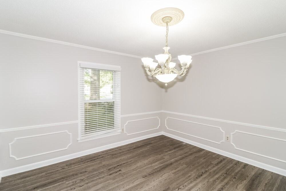 6005 Macinness Dr - Photo 6 of 17