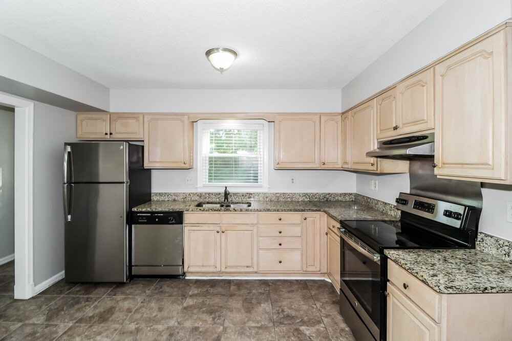 6005 Macinness Dr - Photo 7 of 17