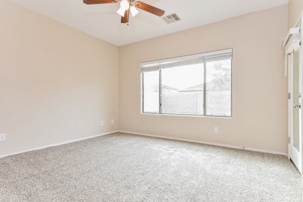 15629 Mackenzie Drive - Photo 4 of 16