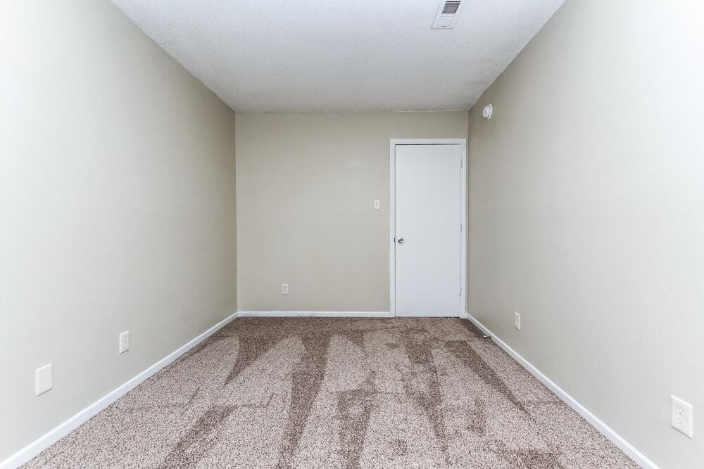 6852 Youngberry Drive - Photo 5 of 15