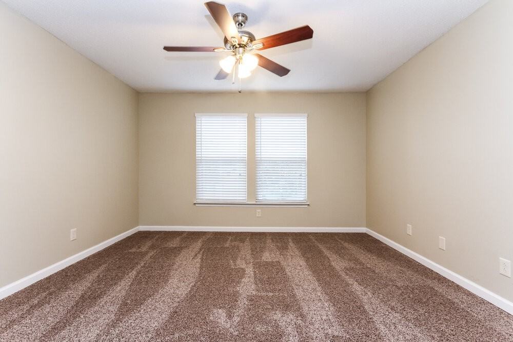 6852 Youngberry Drive - Photo 7 of 15