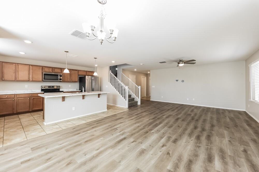 11633 N 165th Ln - Photo 6 of 17