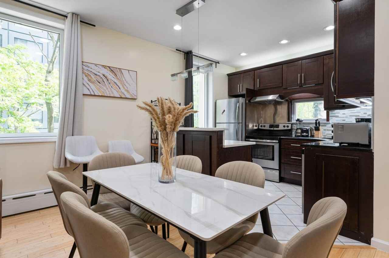 318 E 62nd St #1323935P - Photo 6 of 18