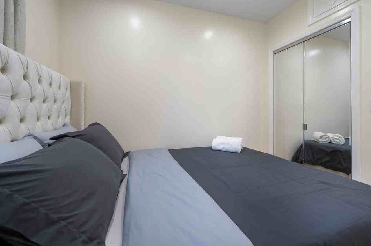 318 E 62nd St #1323935P - Photo 7 of 18