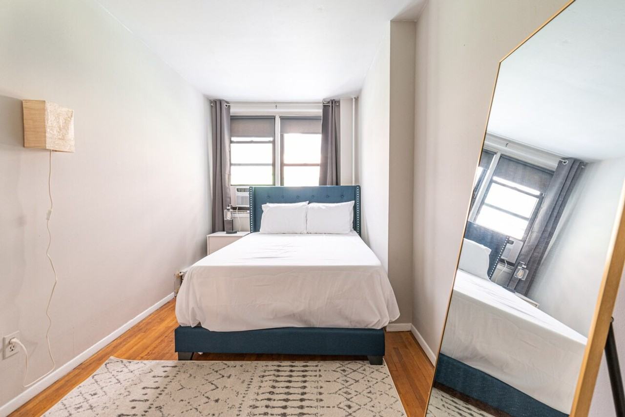 244 W 56th St #1323959P - Photo 4 of 18