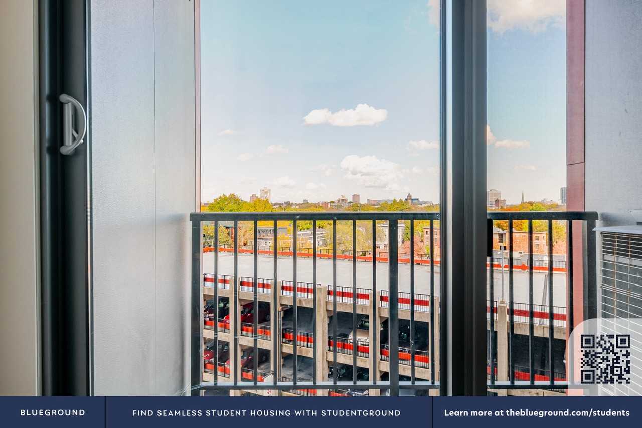 812 Memorial Dr #1270 - Photo 6 of 29