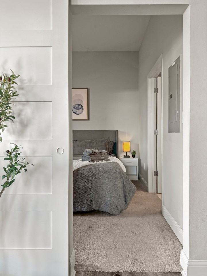 110 North Boston Avenue - Photo 4 of 36