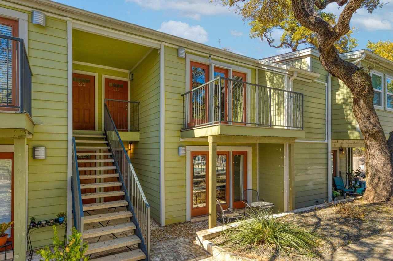 1601A Southgate Cir #1335081P - Photo 6 of 18