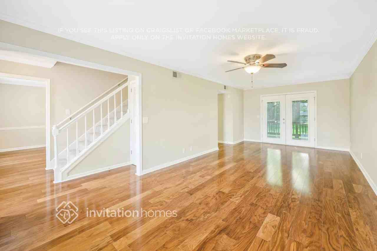 1428 Calais Ct - Photo 2 of 23