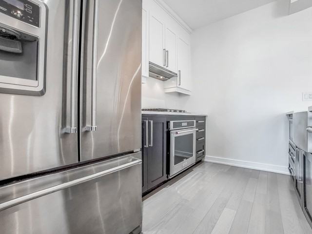 4020 Parkside Village Drive - Photo 7 of 32