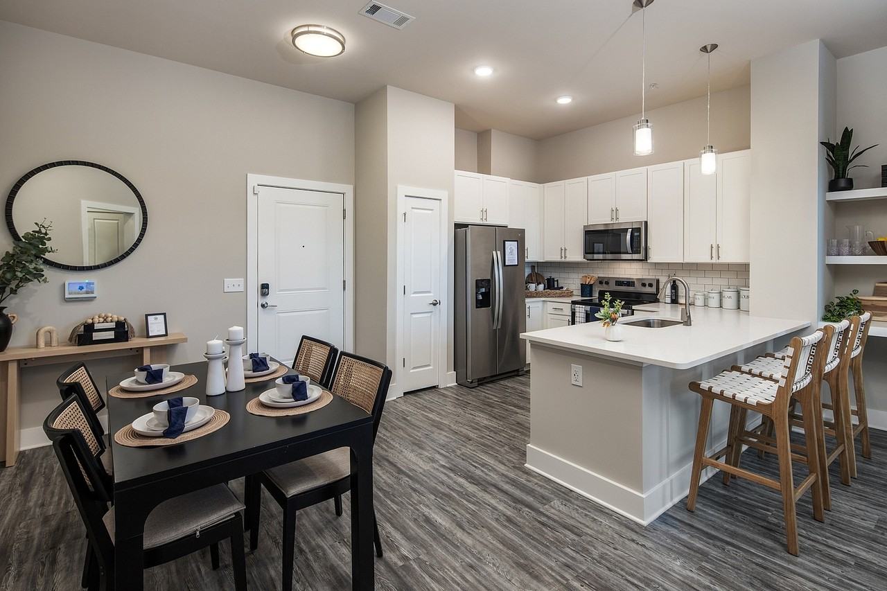 Abberly Royal Creek Apartment Homes - Photo 5 of 50