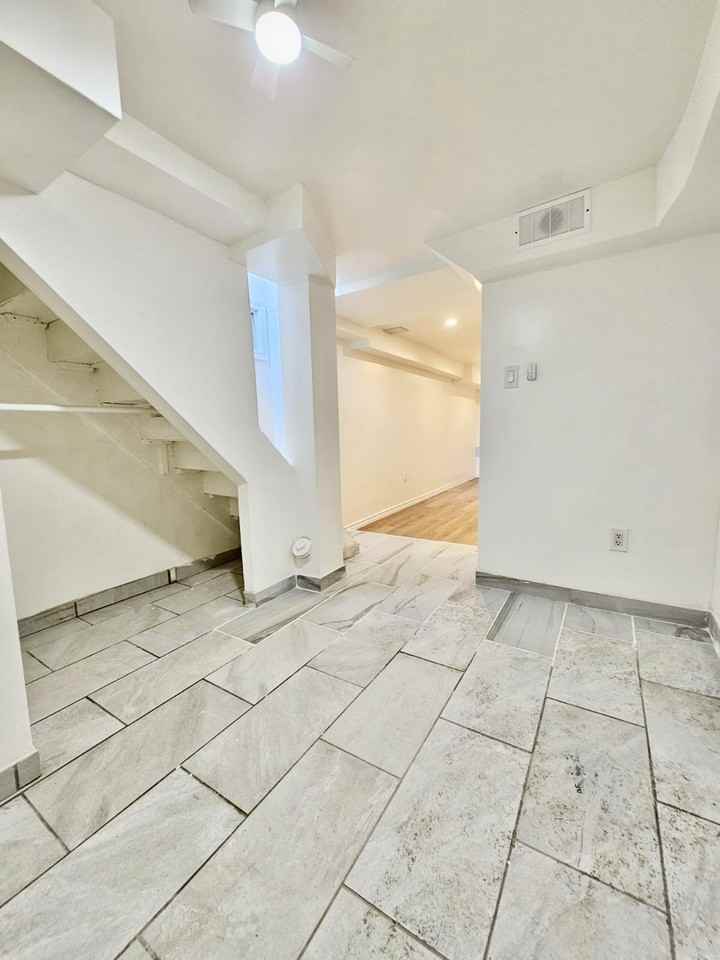 43 Hook Ave - Photo 7 of 14