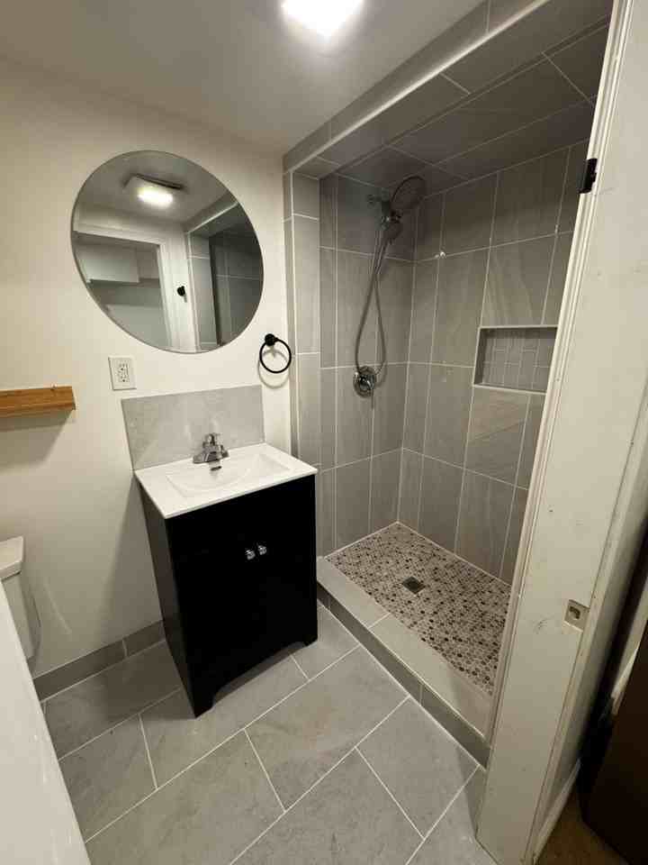 43 Hook Ave - Photo 2 of 14