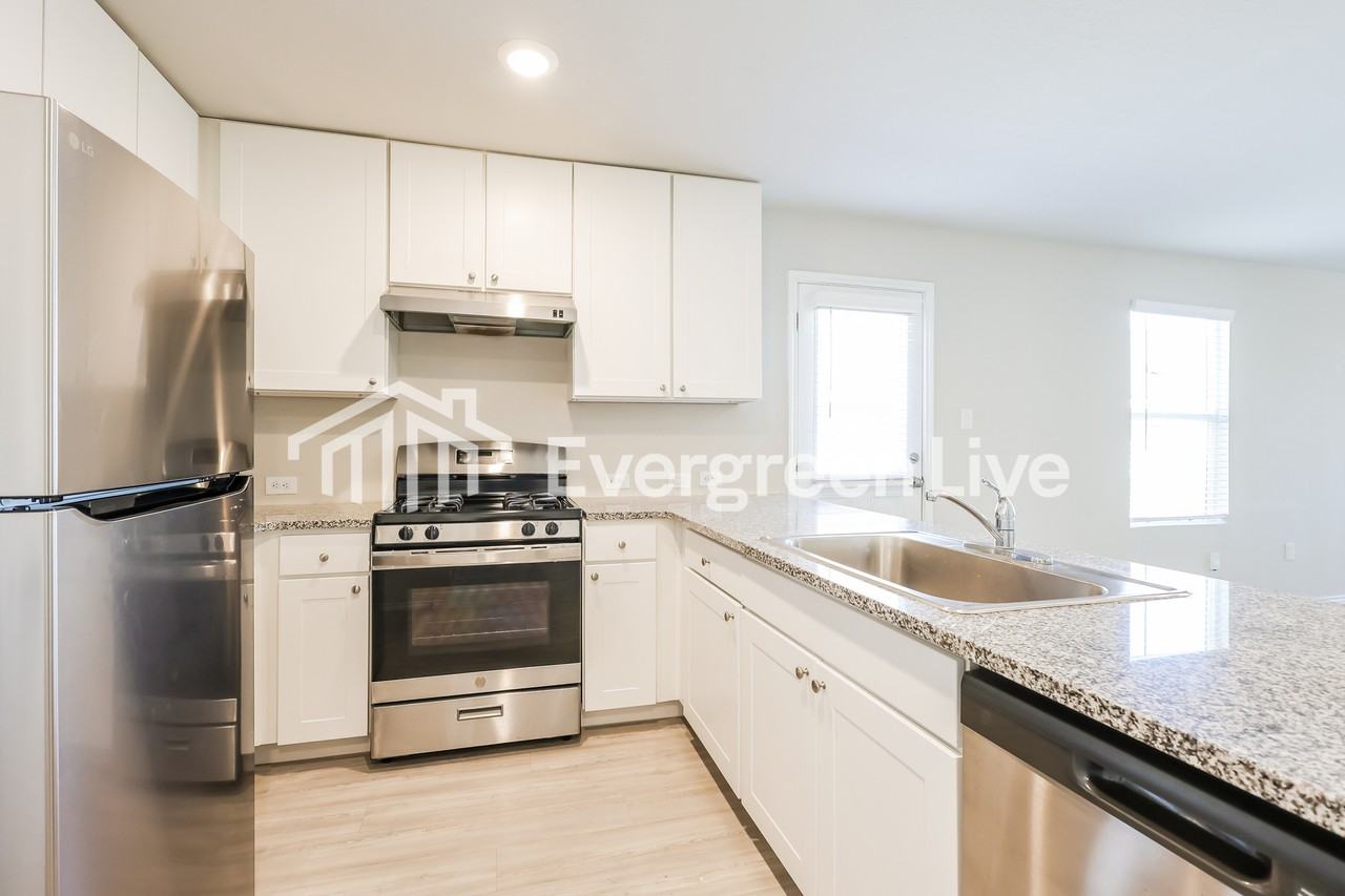 6419 Pickaxe Way - Photo 4 of 16