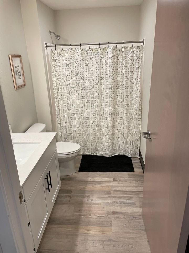 Briar Grove Apartments (Building 2336) - Photo 7 of 22