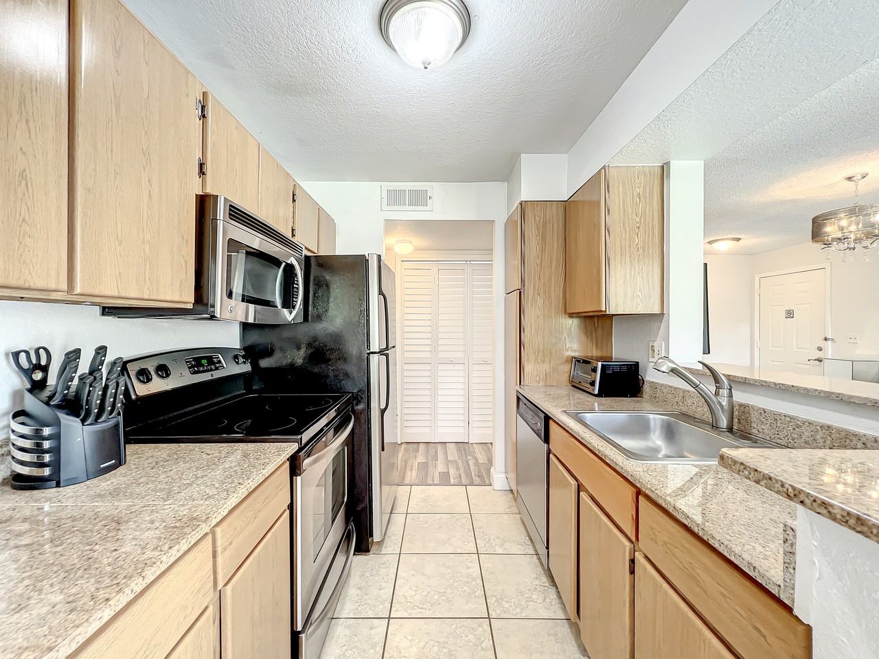 11588 Westwood Boulevard #1514 - Photo 7 of 26