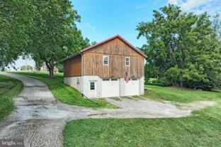 3067 E Prospect Rd - Photo 1 of 1