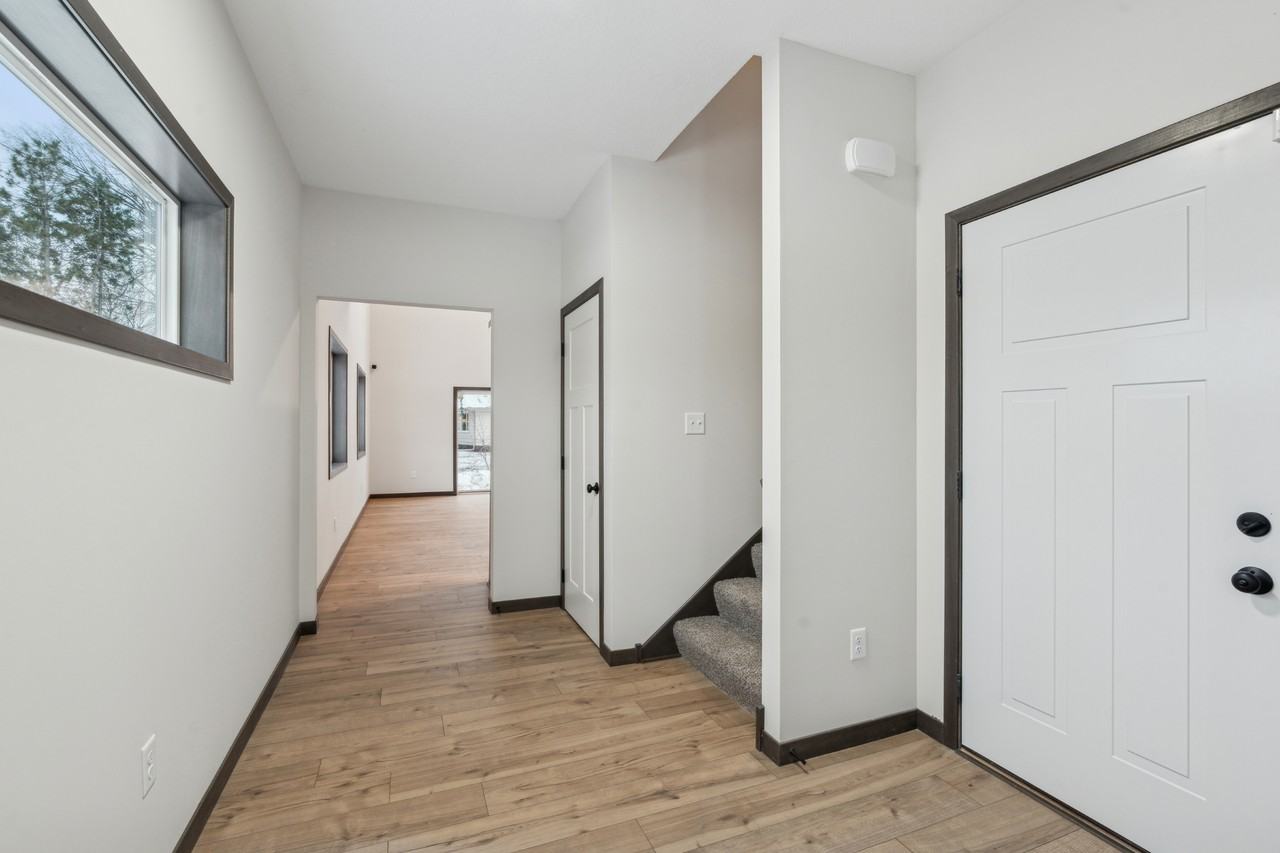 11512 Robinson Dr Nw #TH - Photo 2 of 6