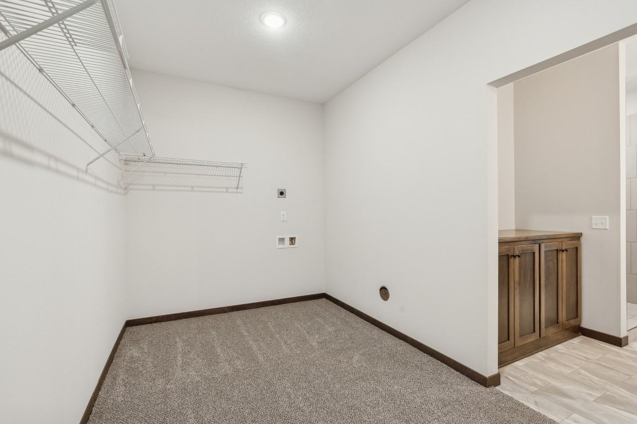 11512 Robinson Dr Nw #TH - Photo 5 of 6