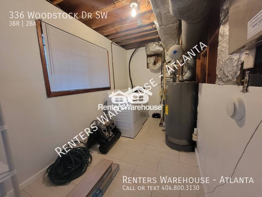 336 Woodstock Drive Southwest - Photo 4 of 22