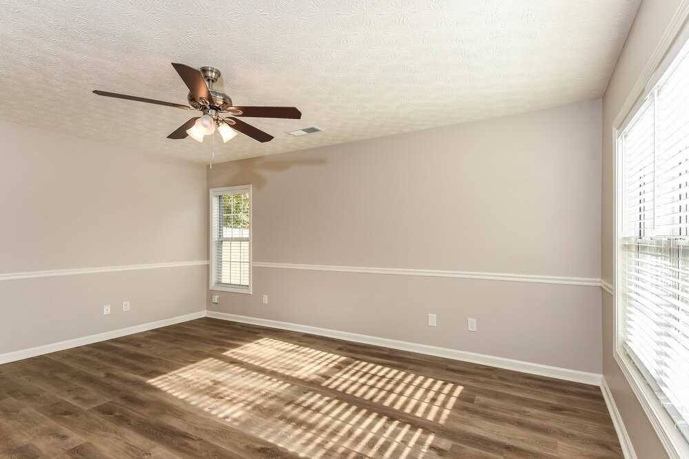 2750 Northgate Way Northwest - Photo 4 of 17