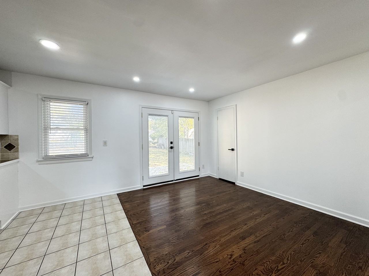 2226 West 74th Terrace - Photo 5 of 20