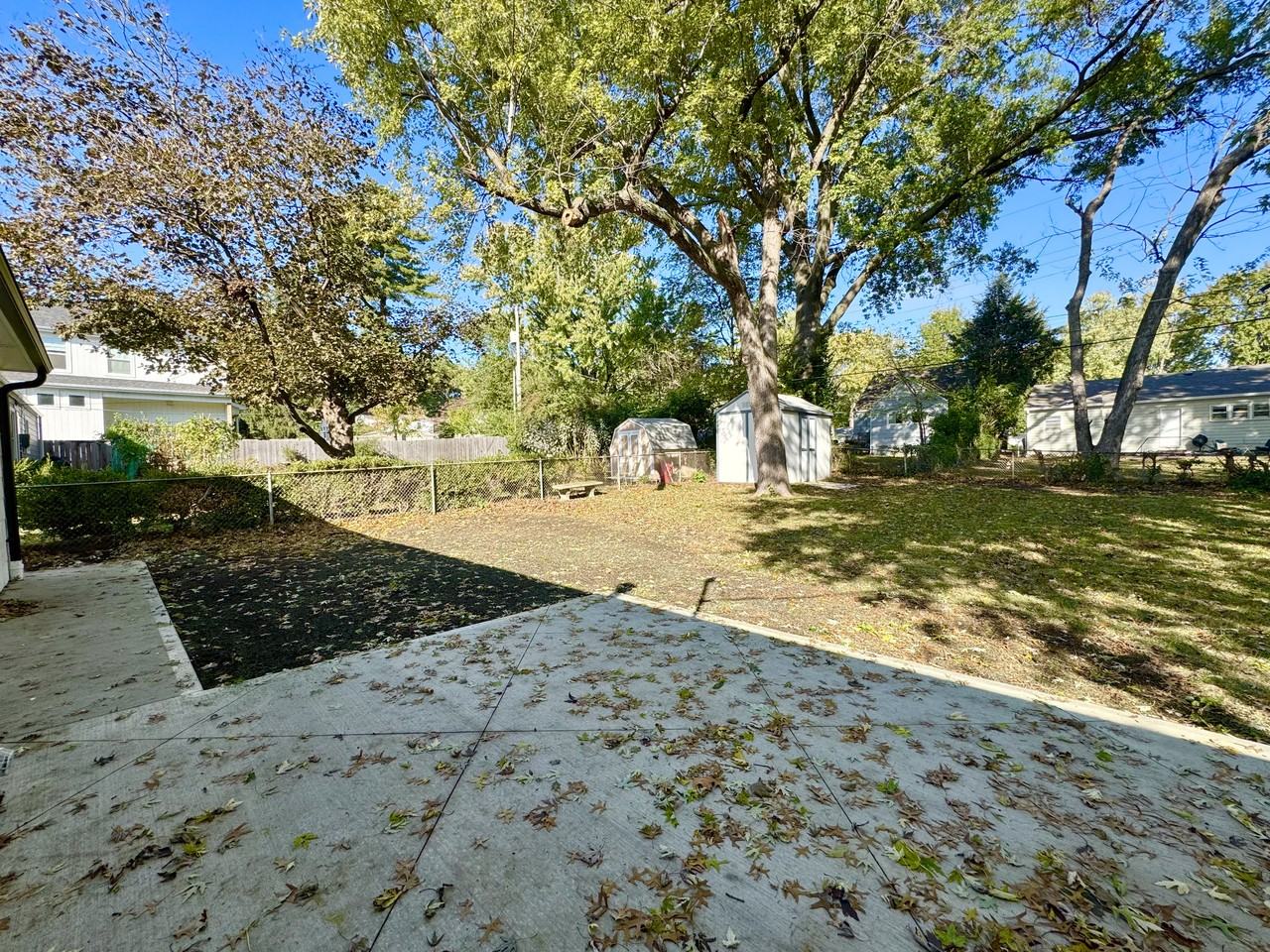 2226 West 74th Terrace - Photo 7 of 20