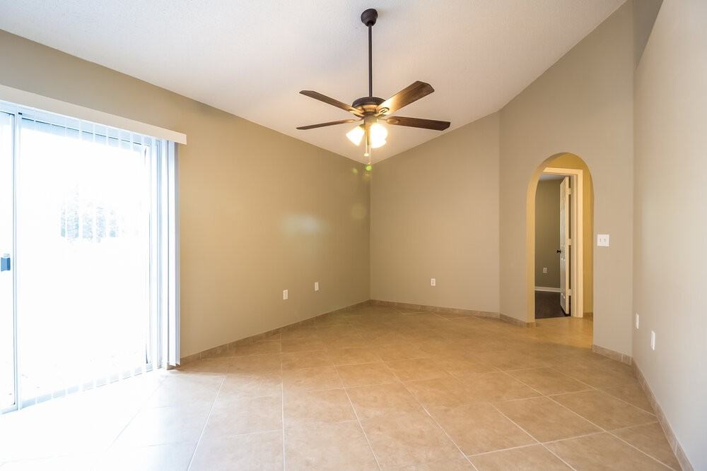 272 Regal Downs Circle - Photo 2 of 15