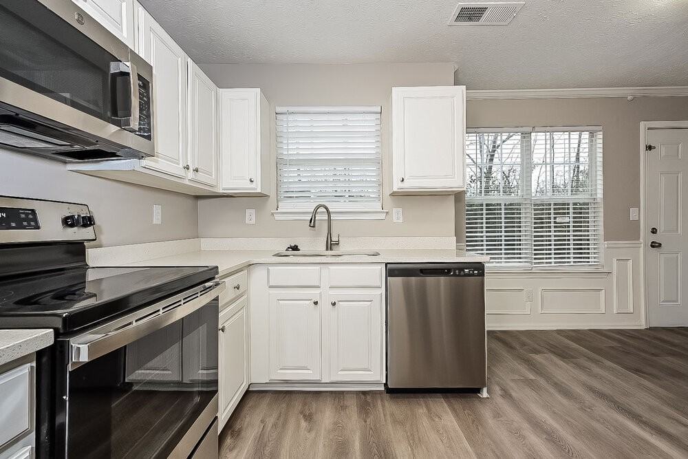 2365 Brookgate Way - Photo 6 of 17