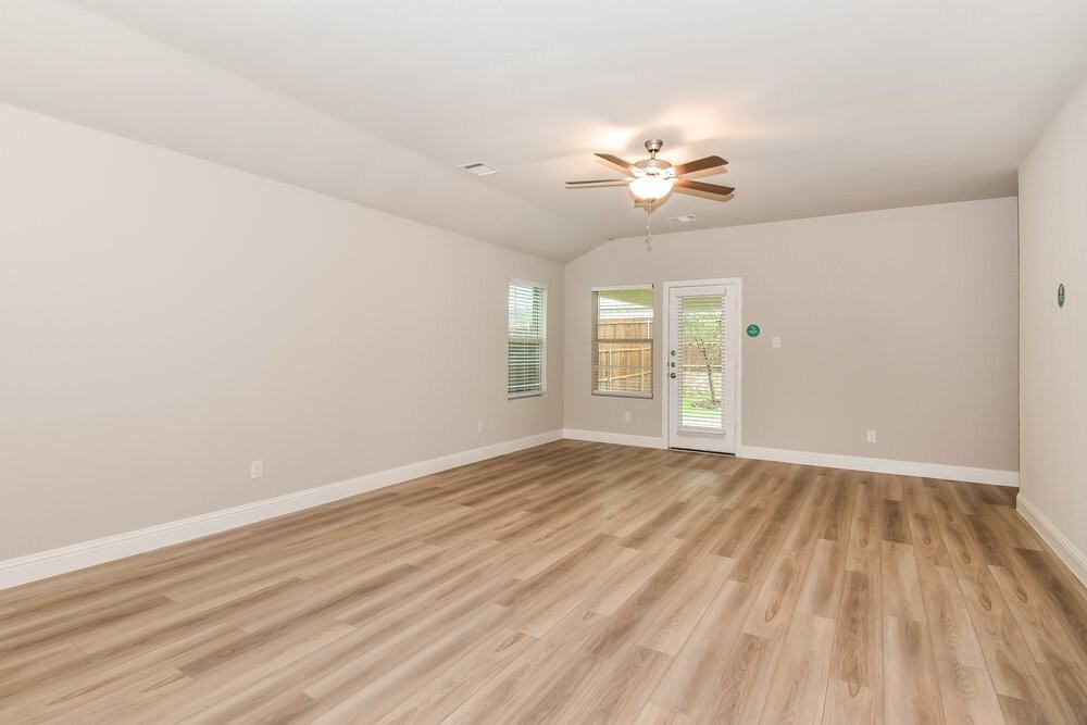 1413 Rolling Fox Drive - Photo 3 of 16