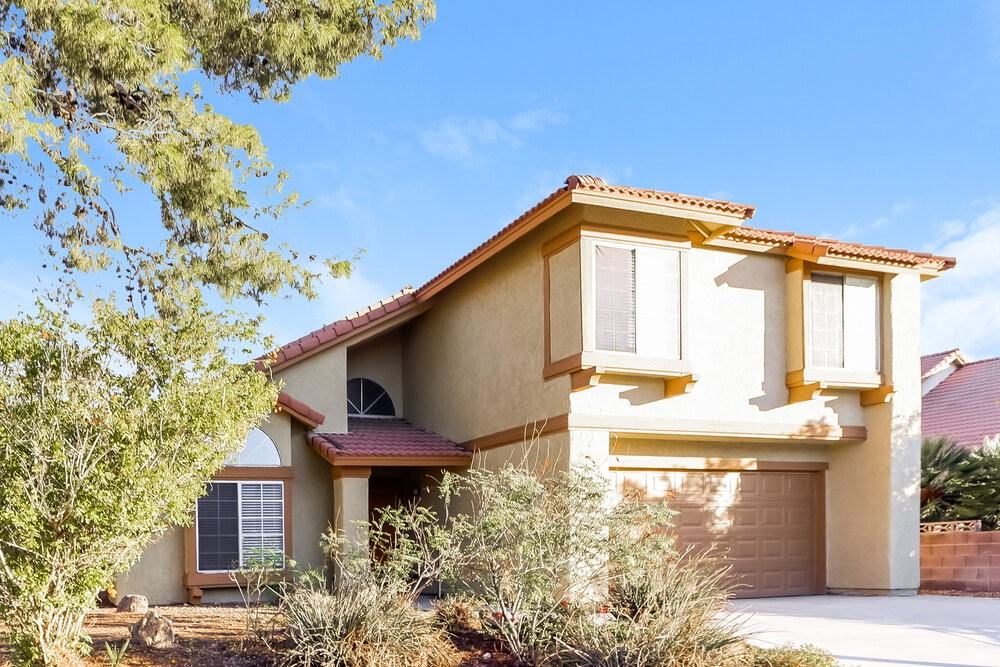 333 Santa Monica Drive - Photo 4 of 17