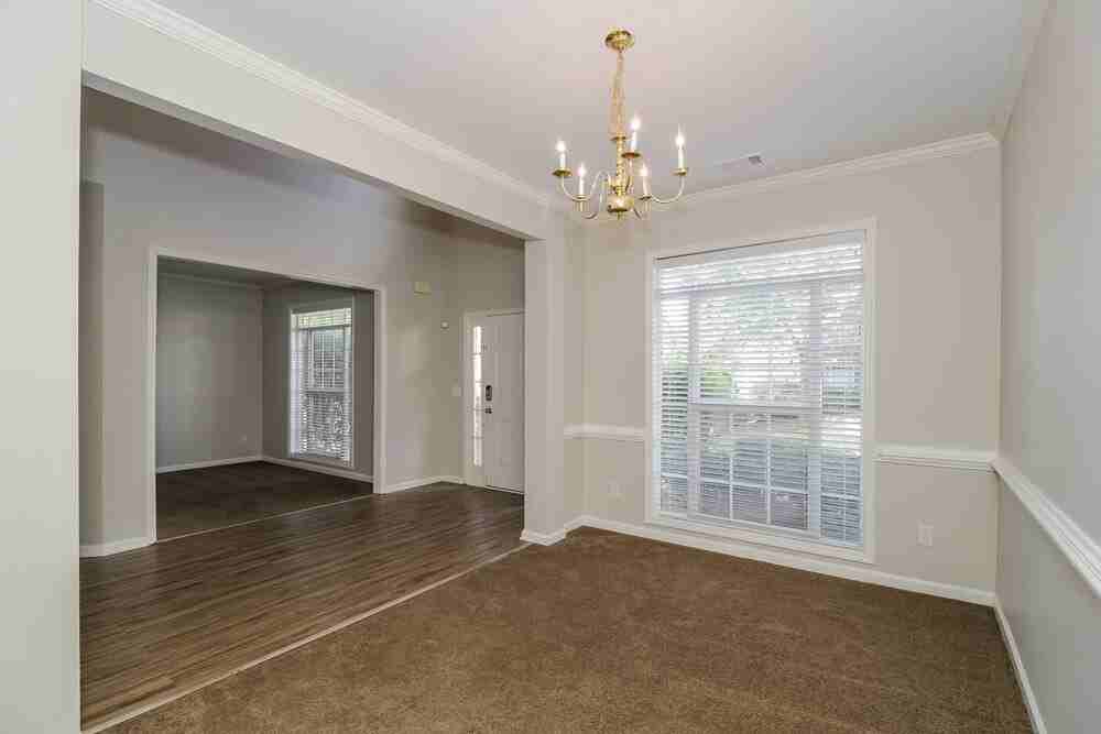 1875 Eveningside Way Nw - Photo 5 of 17