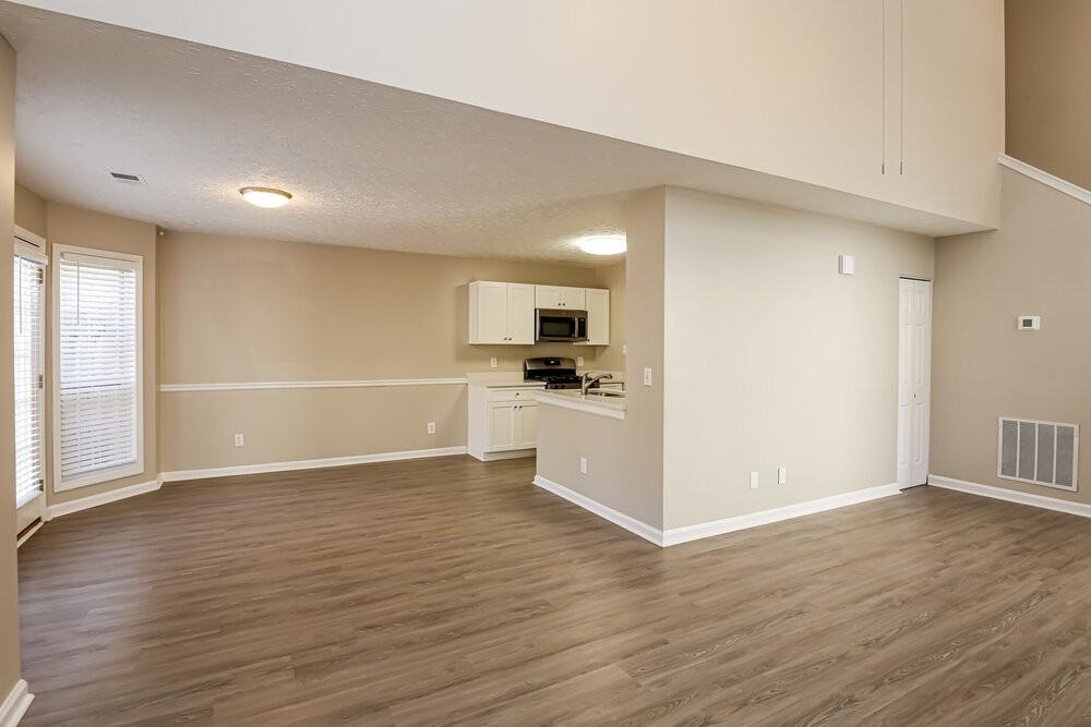 307 Paxton Ct - Photo 5 of 17