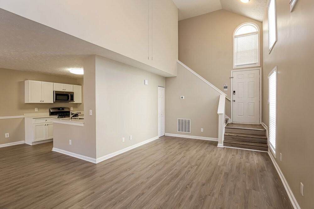 307 Paxton Ct - Photo 6 of 17