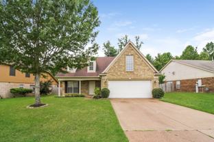 1401 Carlton Ridge Dr - Photo 1 of 1