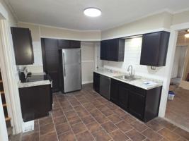 featured image of 4074 Skiff St #B