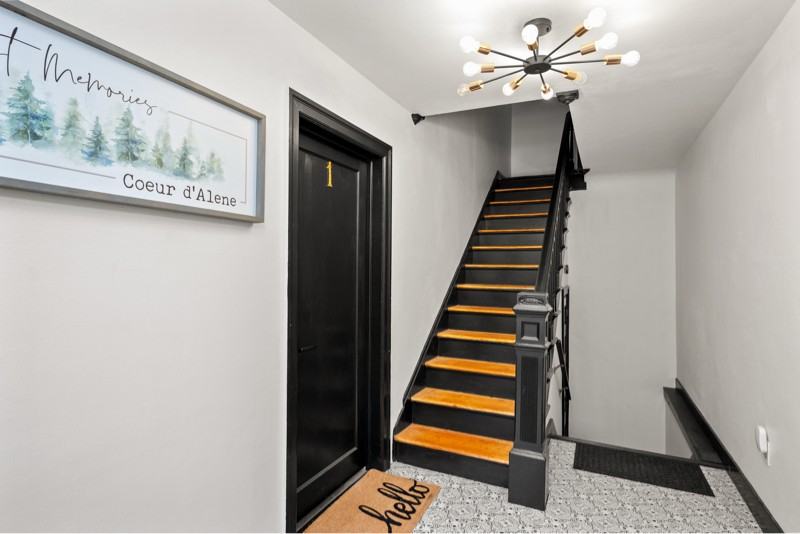 801 E Lakeside Ave #1 - Photo 2 of 20